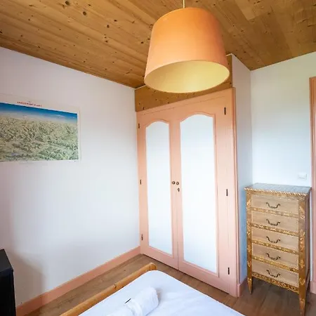 & Le De Saint-jean Apartment *